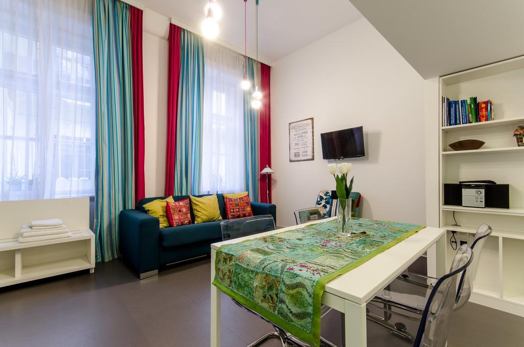 Sara'S Apartment Budapest Eksteriør billede